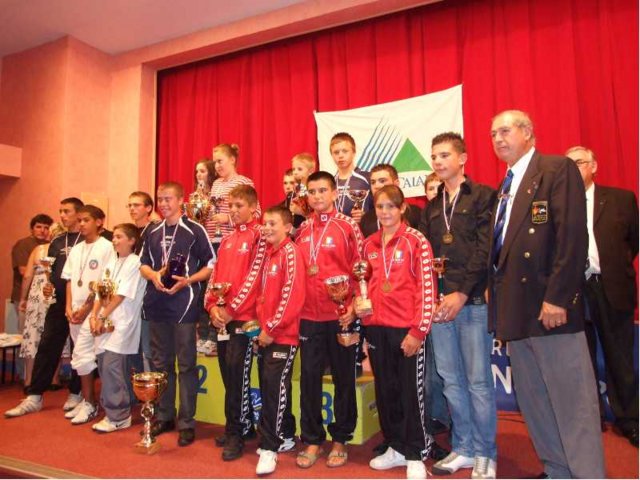 cf_bt-jeunes116.jpg